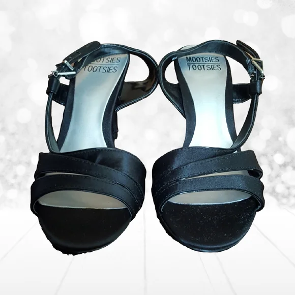 Mootsies Tootsies Size 6 Black Heels - Picture 2 of 13